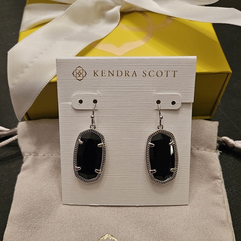 New Kendra Scott Dani Drop Earrings